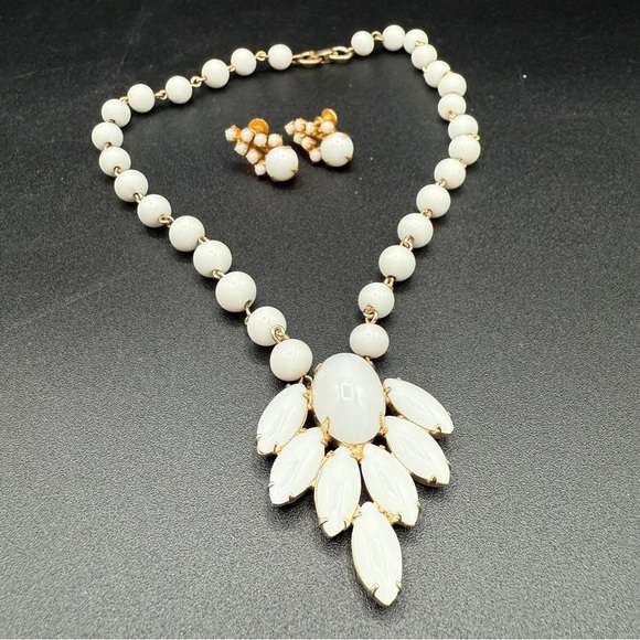 Gorgeous 1940s Milk Glass Prong Set Earrings and Necklace Set - Picture 17 of 17